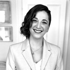 Elle Lipson